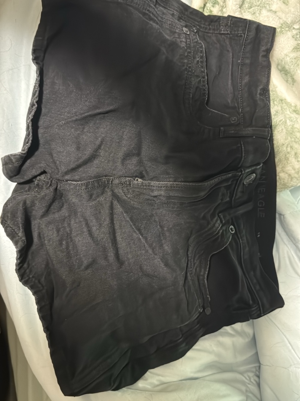 American Eagle Outfitters Men’s Washed Black Relaxed Jeans